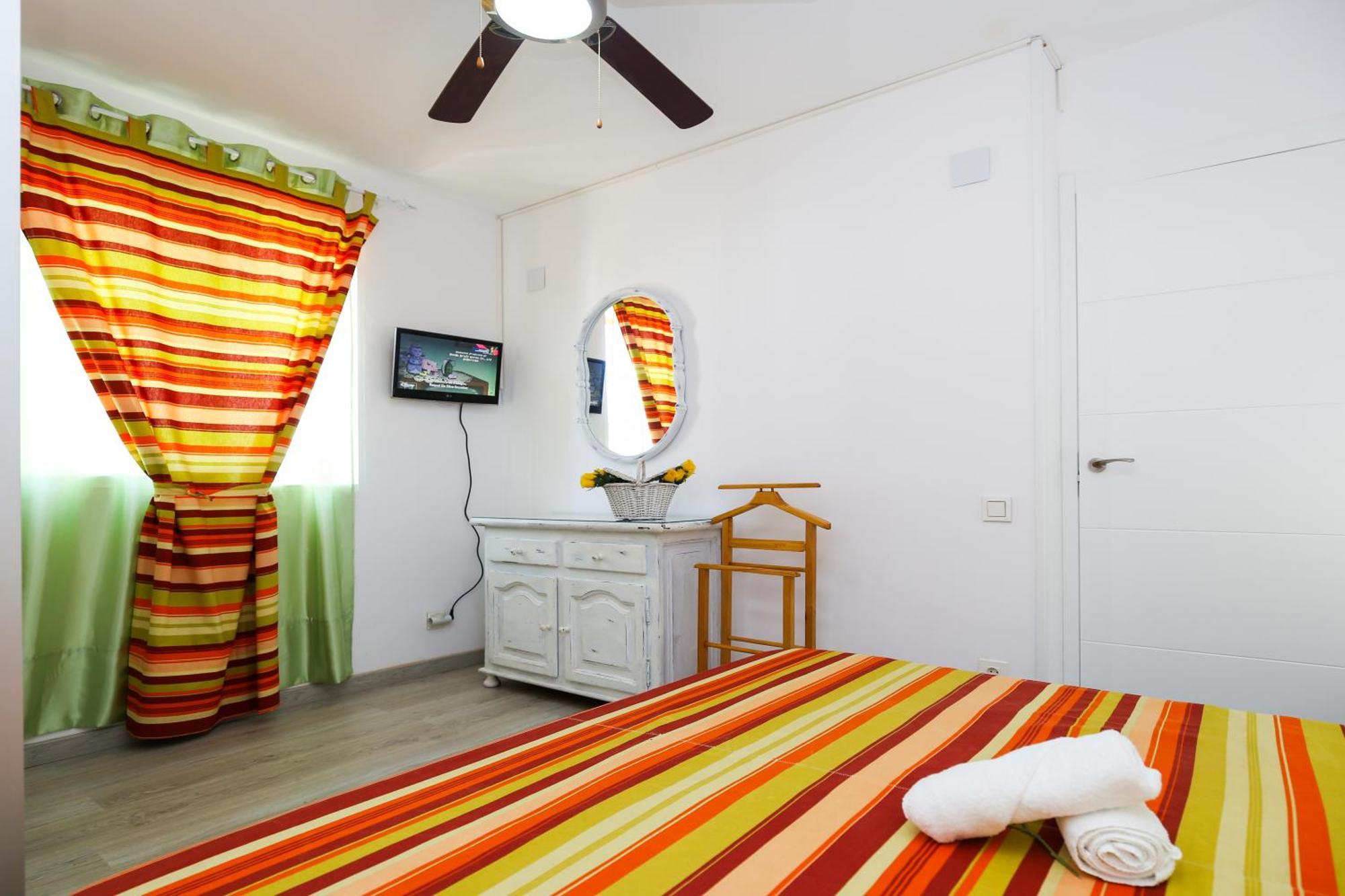 Punta Prima Roma Planet Costa Dorada Apartment La Pineda Bagian luar foto